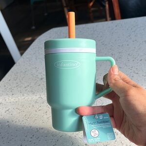 Infantino Aqua Cup with Orange Straw and a turkey